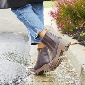 VIONIC® Karsen Boots Brown Leather - Chelsea Style Boot